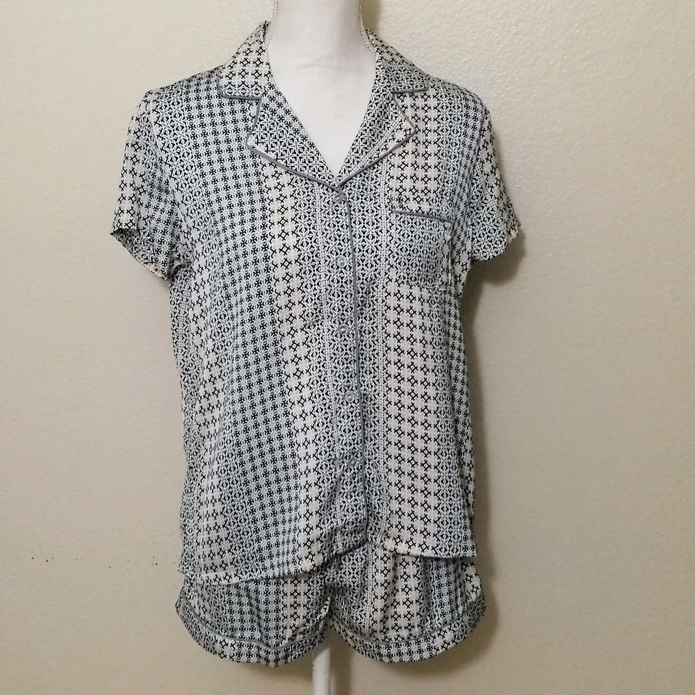 🌜😴Splendid Button Shirt & Shorts Pyjama Set NWOT - Picture 2 of 7